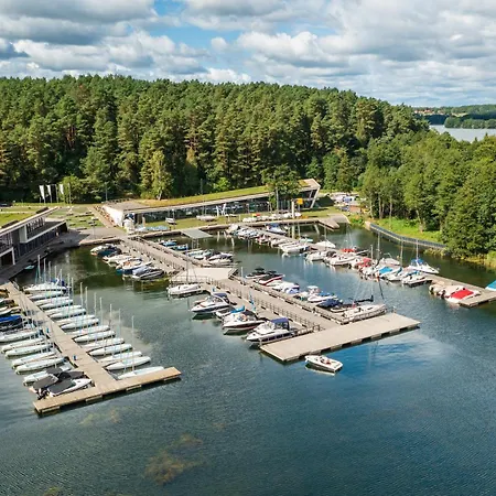 Ukiel Park 10 Przy Plazy Miejskiej -free Parking, Fv * Olsztyn (Warmian-Masurian)