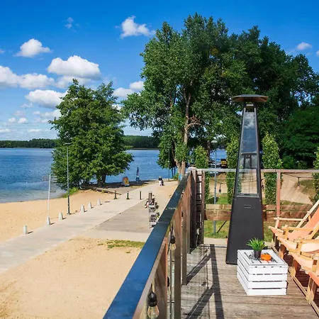 Ukiel Park 10 Przy Jeziorze Ukiel Przy Plazy Miejskiej Parking Fv