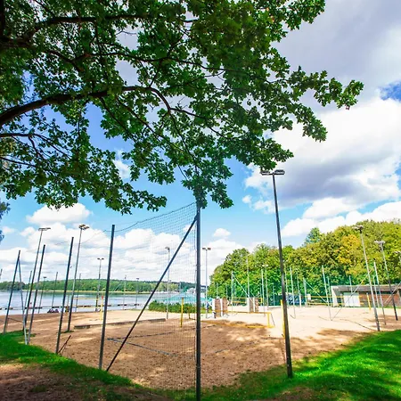 Ukiel Park 10 Przy Jeziorze Ukiel Przy Plazy Miejskiej Parking Fv Olsztyn (Warmian-Masurian)
